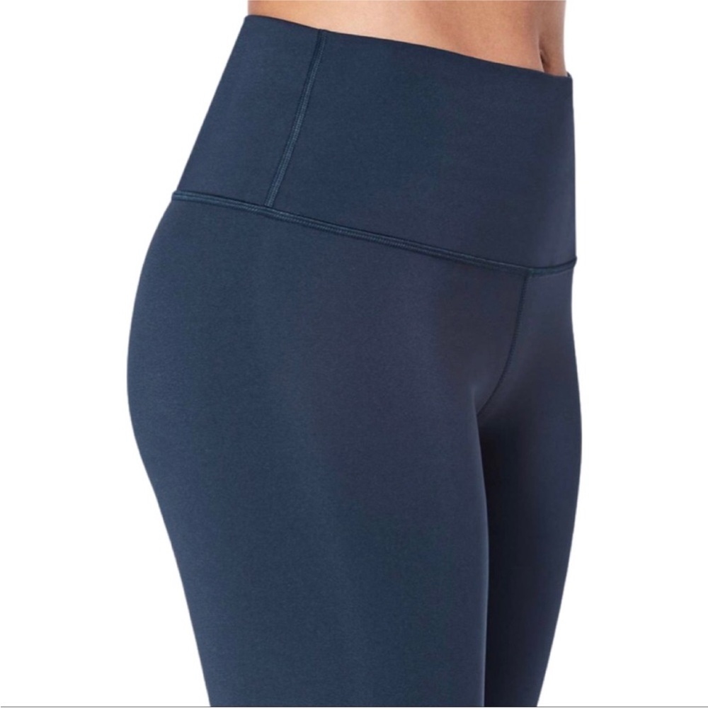 Lululemon Wunder Under Crop Hi-Rise Size 8 True Navy Like New Leggings